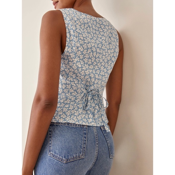 Reformation Jayne Floral Sleeveless Top NWT - Picture 3 of 10